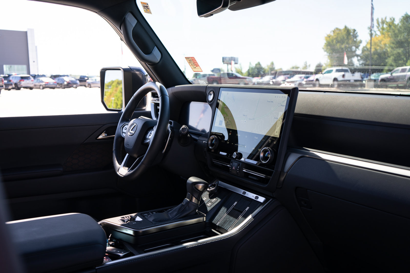 Used 2025 Lexus GX 550 AWD/4WD image 37