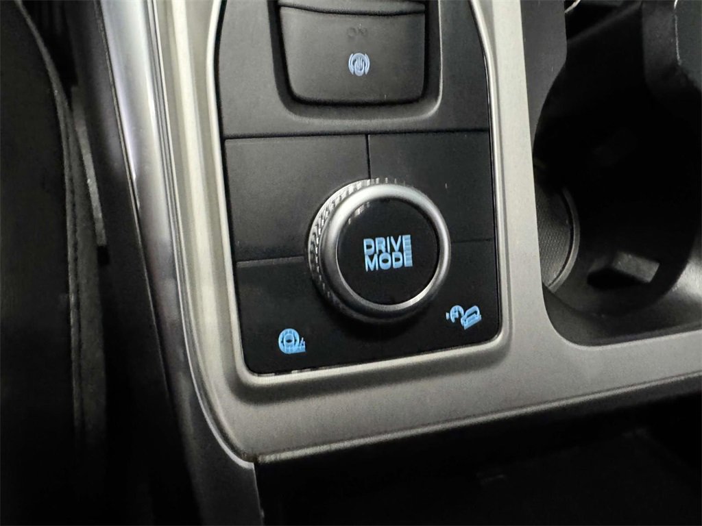 Used 2022 Ford Explorer XLT w/ Equipment Group 202A image 28