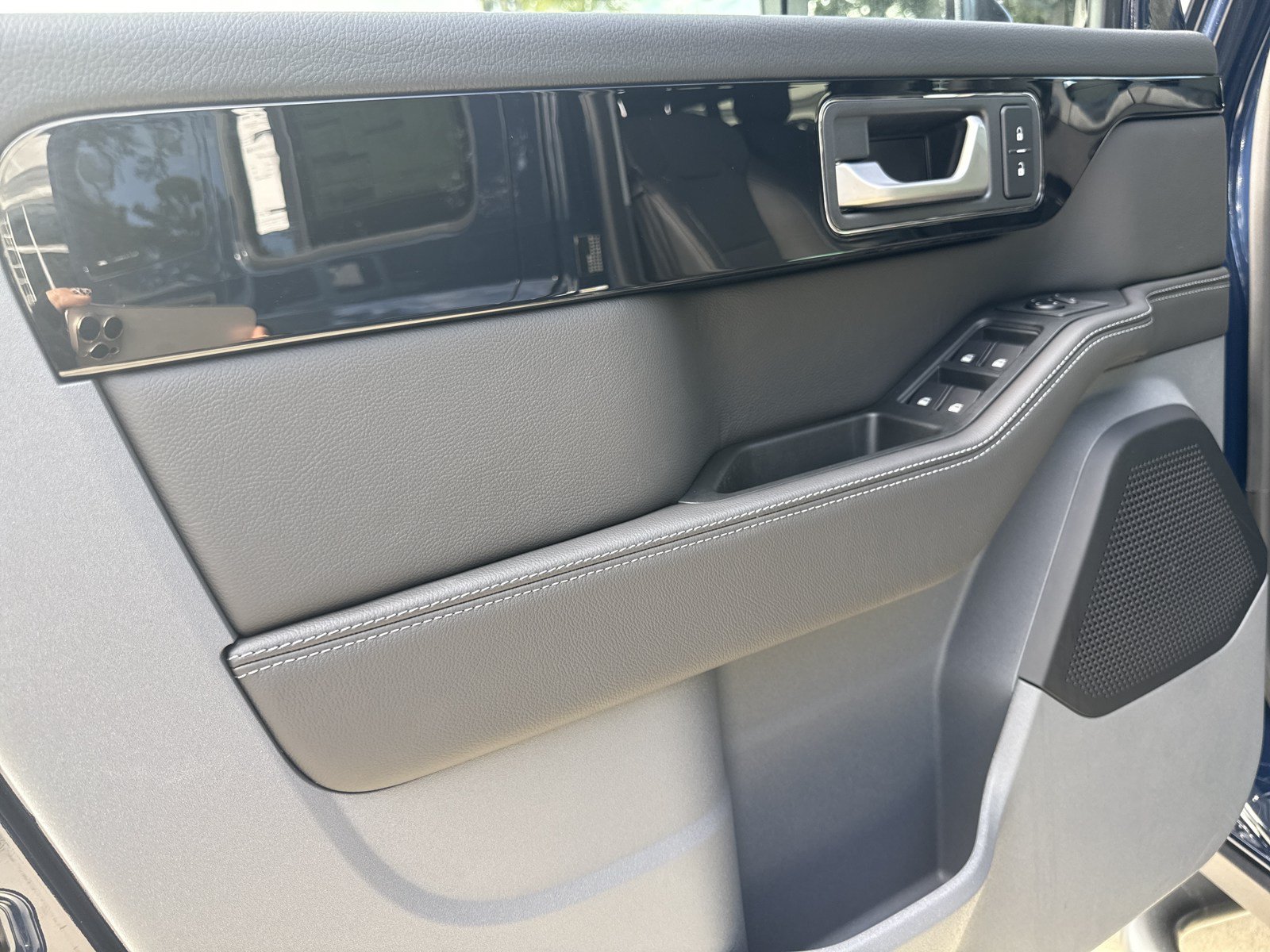 New 2026 INEOS Grenadier Station Wagon AWD/4WD image 14