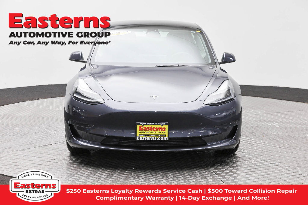 Used 2023 Tesla Model 3 Standard Range RWD image 3
