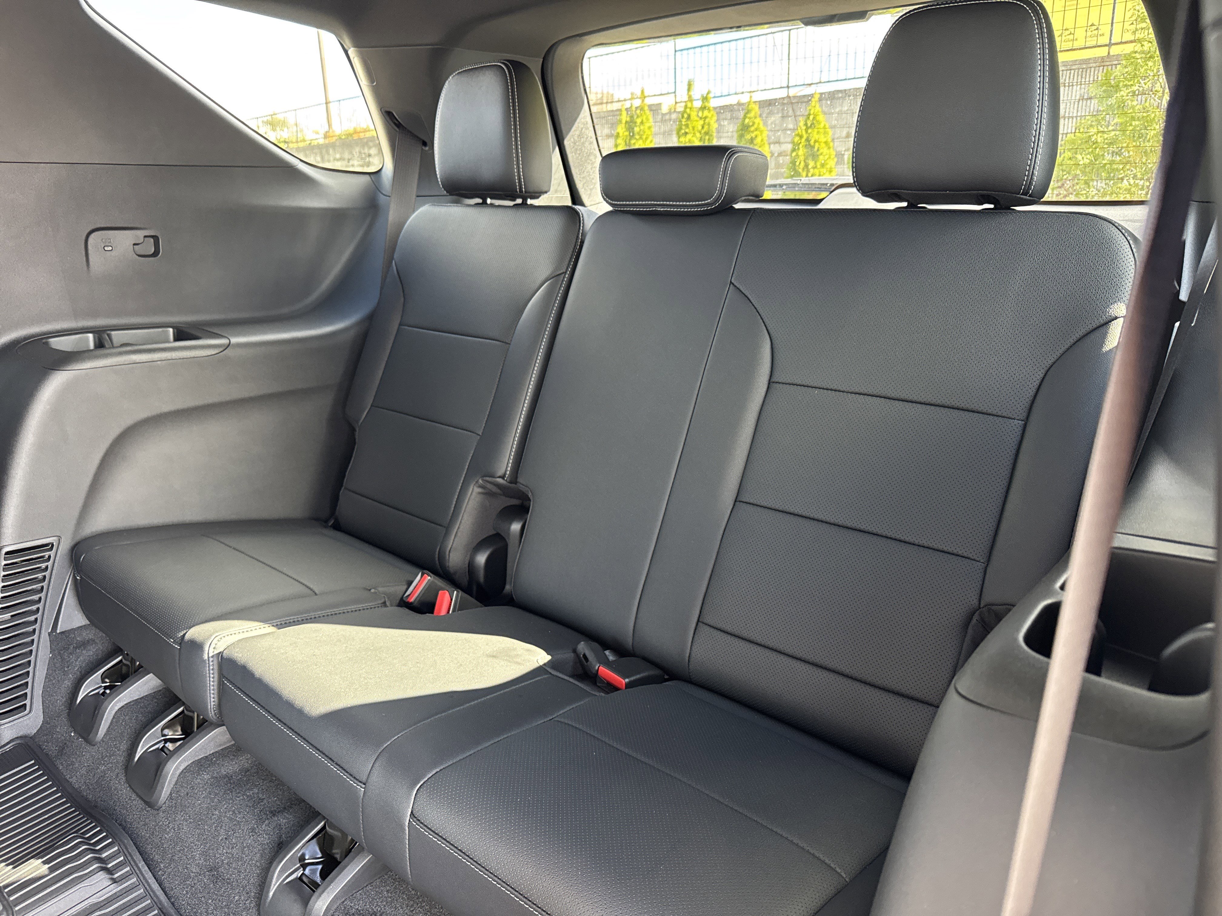 Used 2026 Chevrolet Traverse LT w/ Driver Confidence Package image 29