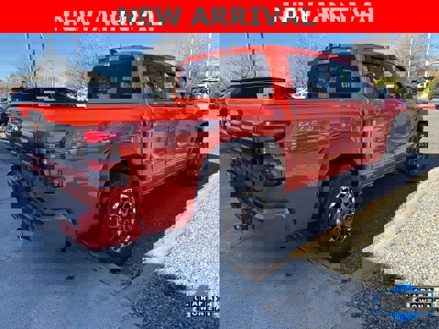 Certified 2025 Nissan Frontier PRO-4X w/ Pro Premium Package image 3