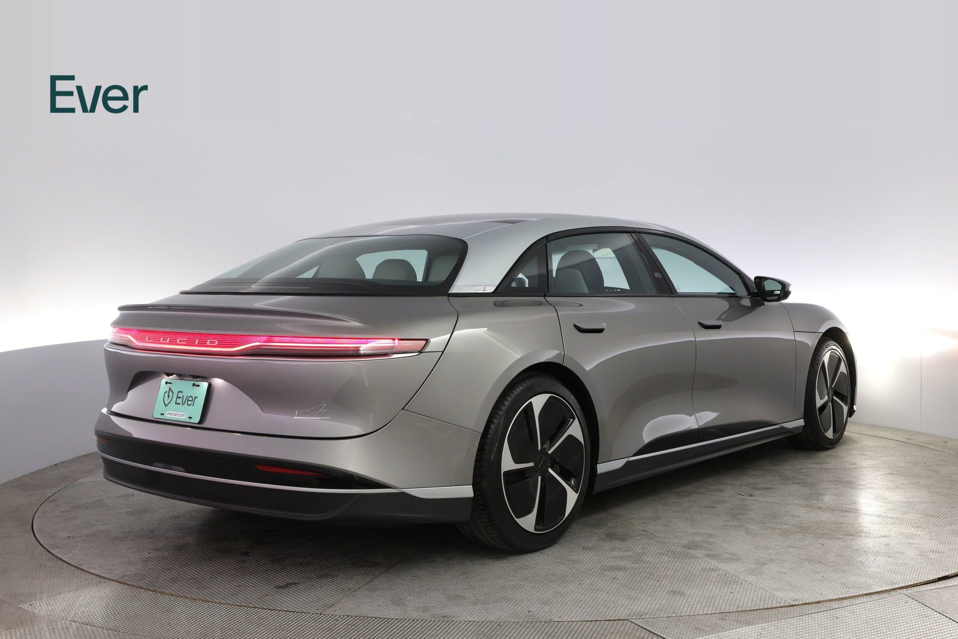 Used 2023 Lucid Air Touring AWD/4WD image 3