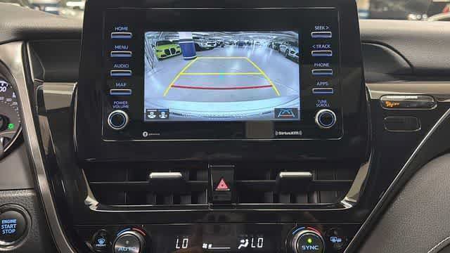 Used 2023 Toyota Camry SE w/ Cold Weather Package FWD image 19