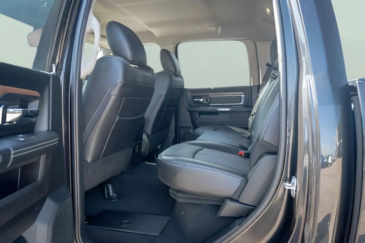 Used 2017 RAM 1500 Laramie w/ Convenience Group AWD/4WD image 15