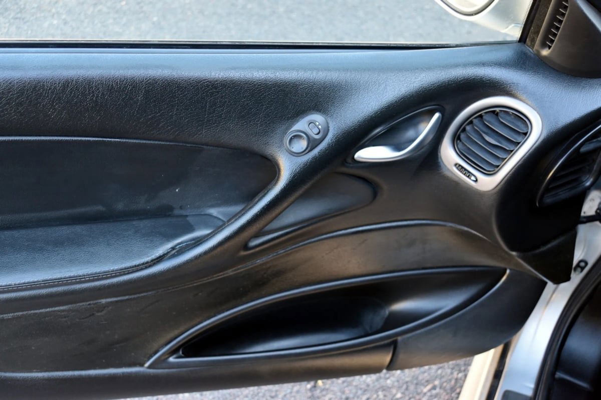 Used 2004 Pontiac GTO RWD image 11
