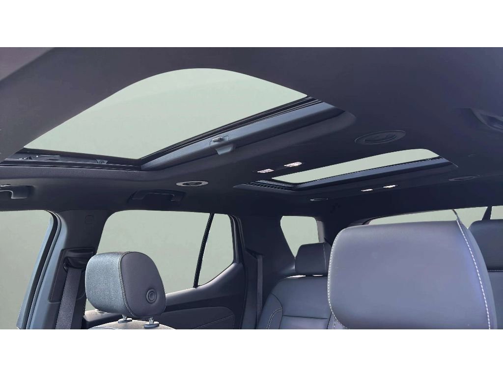 Certified 2023 Chevrolet Traverse LT w/ LT Premium Package AWD/4WD image 11