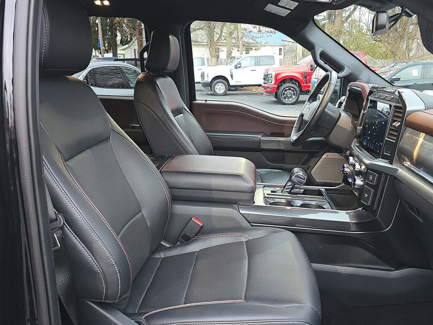 Used 2023 Ford F150 Lariat w/ Equipment Group 502A High image 30