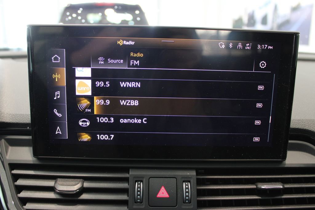 Used 2022 Audi Q5 2.0T Premium Plus AWD/4WD image 14