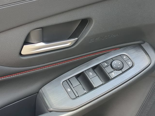 New 2026 Nissan Sentra SR w/ Floor Mat Package FWD image 12