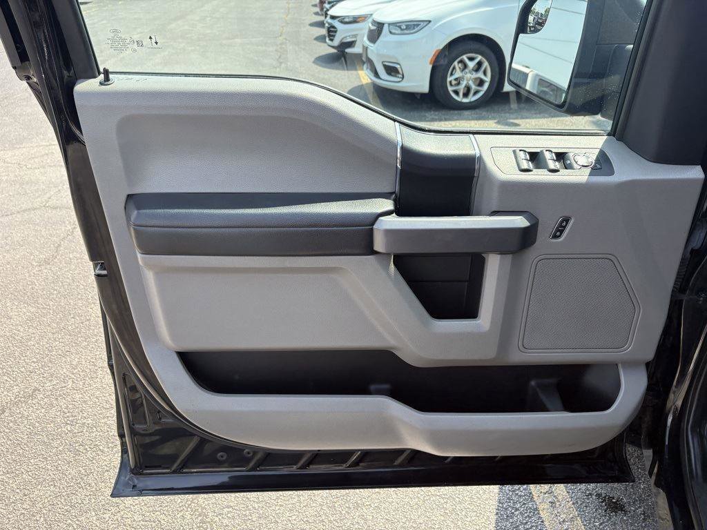 Used 2020 Ford F150 XLT w/ Trailer Tow Package image 11