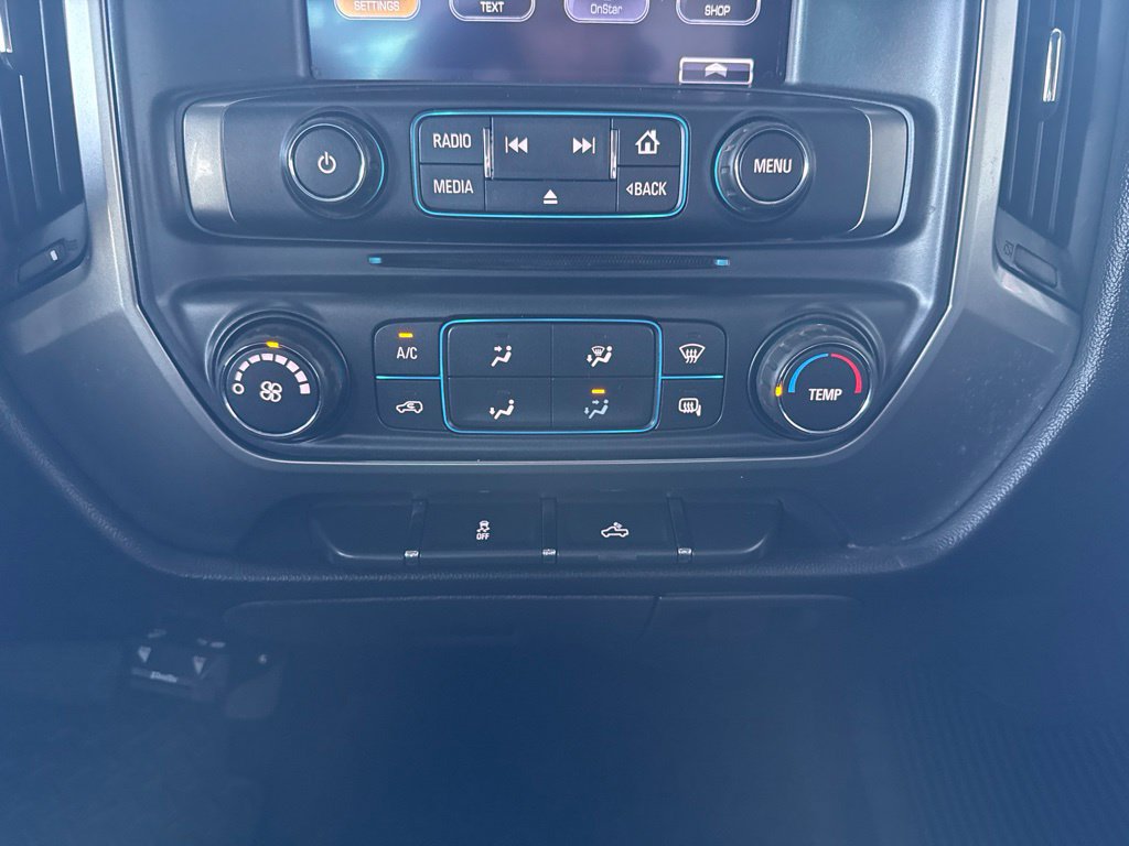 Used 2017 Chevrolet Silverado 1500 LT AWD/4WD image 22