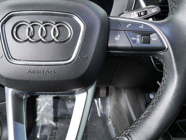 Used 2021 Audi Q5 2.0T Premium Plus w/ Premium Plus Package AWD/4WD image 11