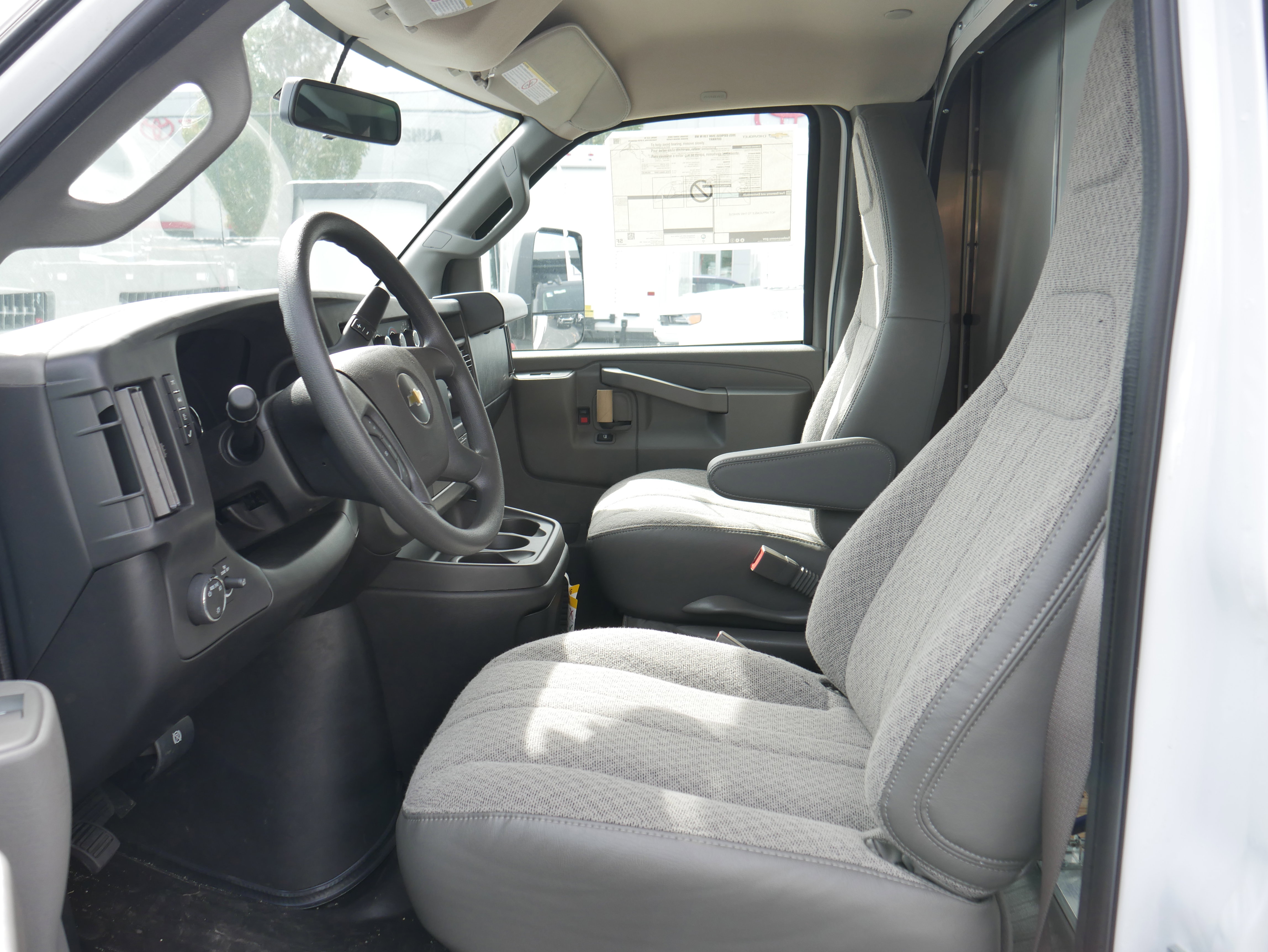 New 2025 Chevrolet Express 3500 w/ Power Convenience Package image 14