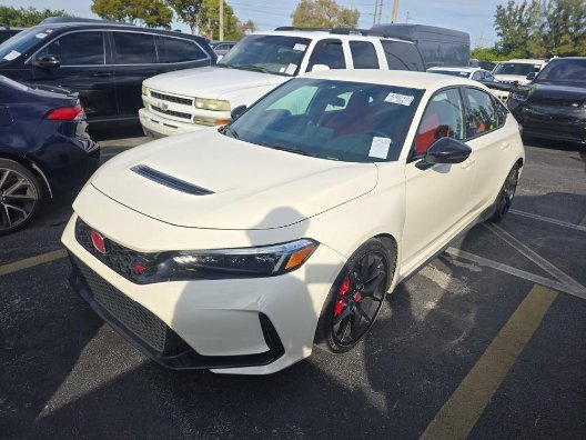 Used 2023 Honda Civic Type R image 2