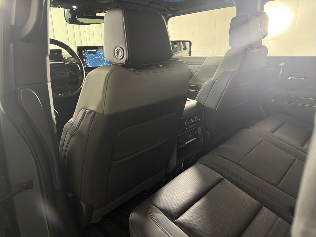 Used 2024 GMC Hummer EV 3X w/ LPO, Cargo Utility Package AWD/4WD image 39