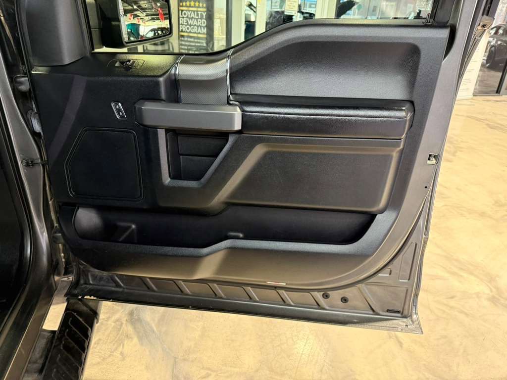 Used 2017 Ford F150 XLT w/ Equipment Group 302A Luxury image 48