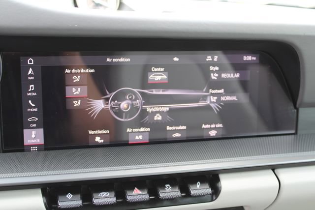 Used 2021 Porsche 911 Carrera 4S AWD/4WD image 21