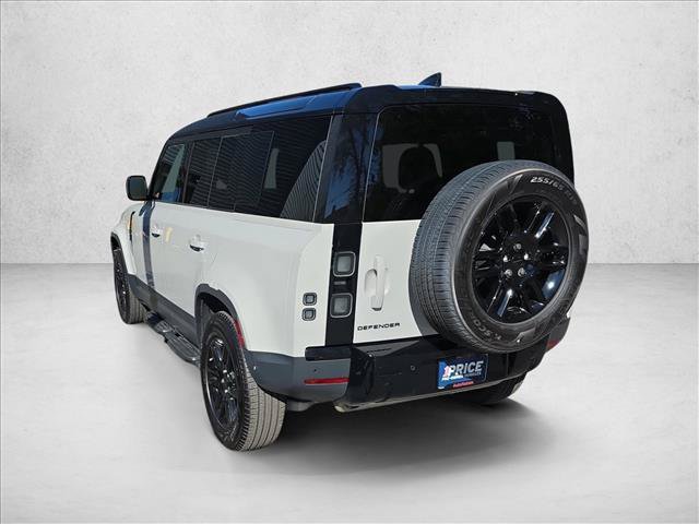 Used 2026 Land Rover Defender 110 S AWD/4WD image 7
