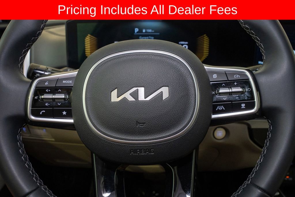 Used 2025 Kia Sorento S w/ Panoramic Sunroof Package FWD image 21
