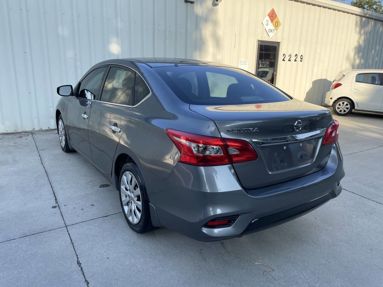 Used 2017 Nissan Sentra S image 5