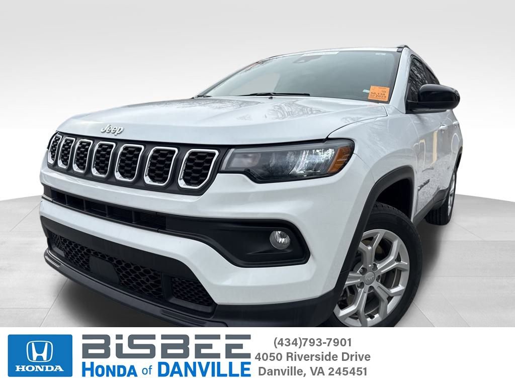Used 2024 Jeep Compass Latitude image 1