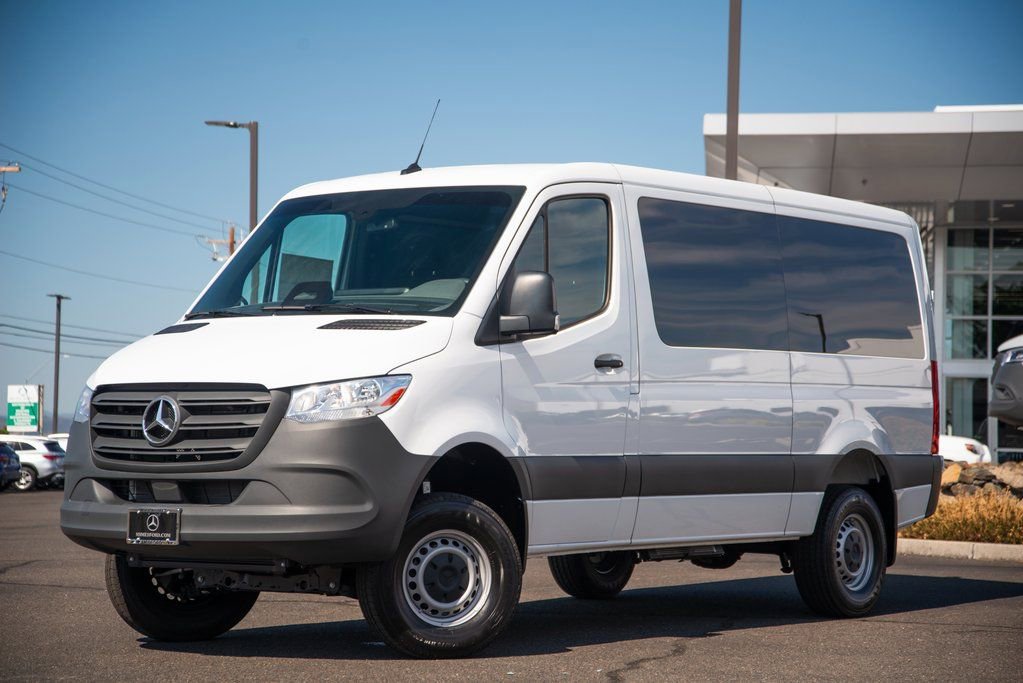 New 2025 Mercedes-Benz Sprinter 144 Cargo