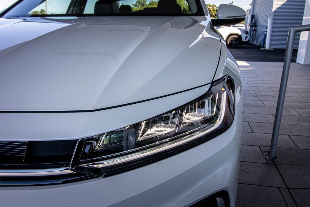 New 2026 Volkswagen Jetta SEL FWD image 10