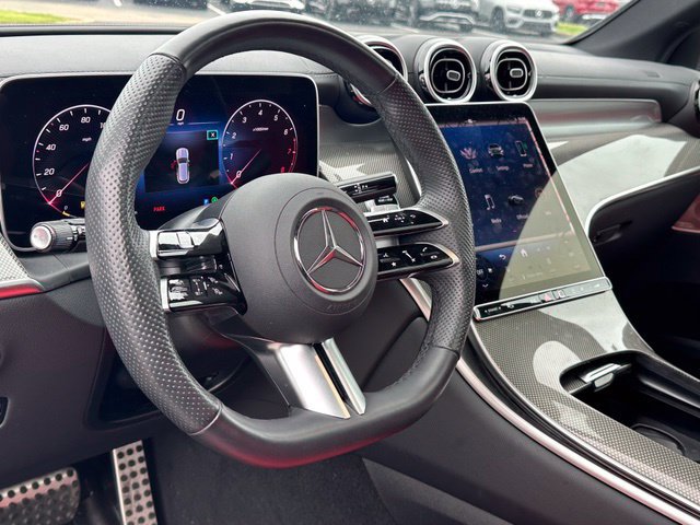 Used 2024 Mercedes-Benz GLC 300 4MATIC image 18