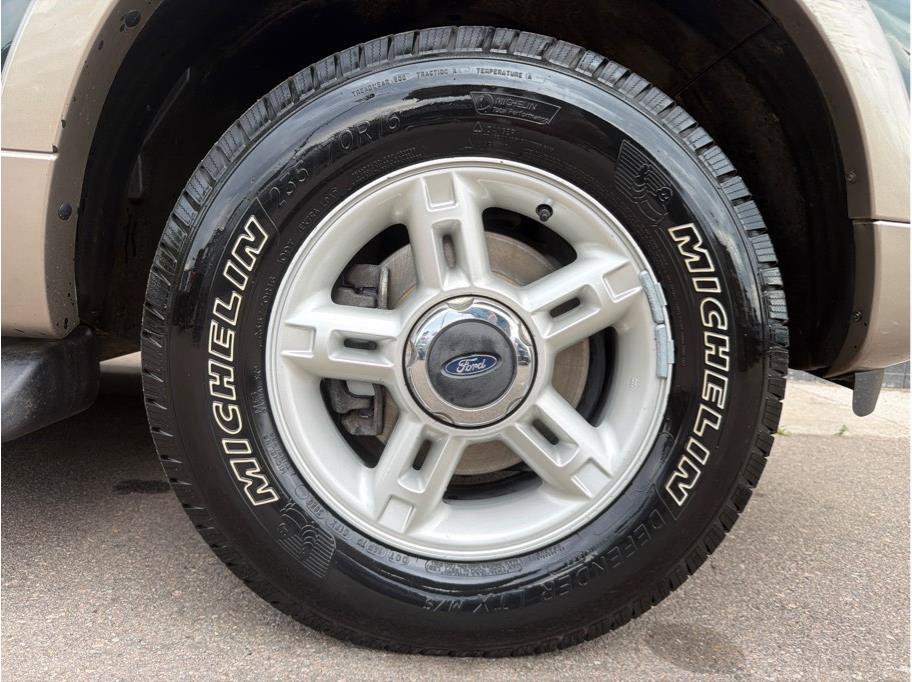 Used 2002 Ford Explorer Eddie Bauer AWD/4WD image 21