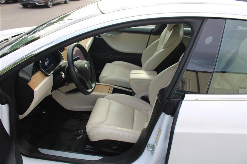 Used 2020 Tesla Model S Long Range Plus AWD/4WD image 9