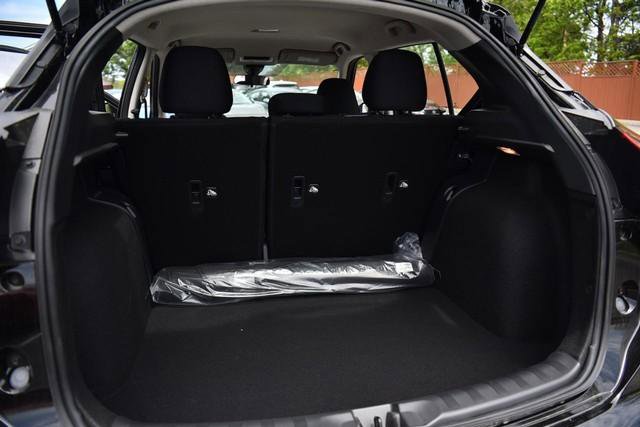 New 2025 Nissan Kicks Play S image 22