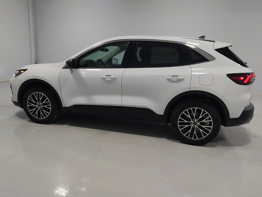 Used 2023 Ford Escape Active image 3