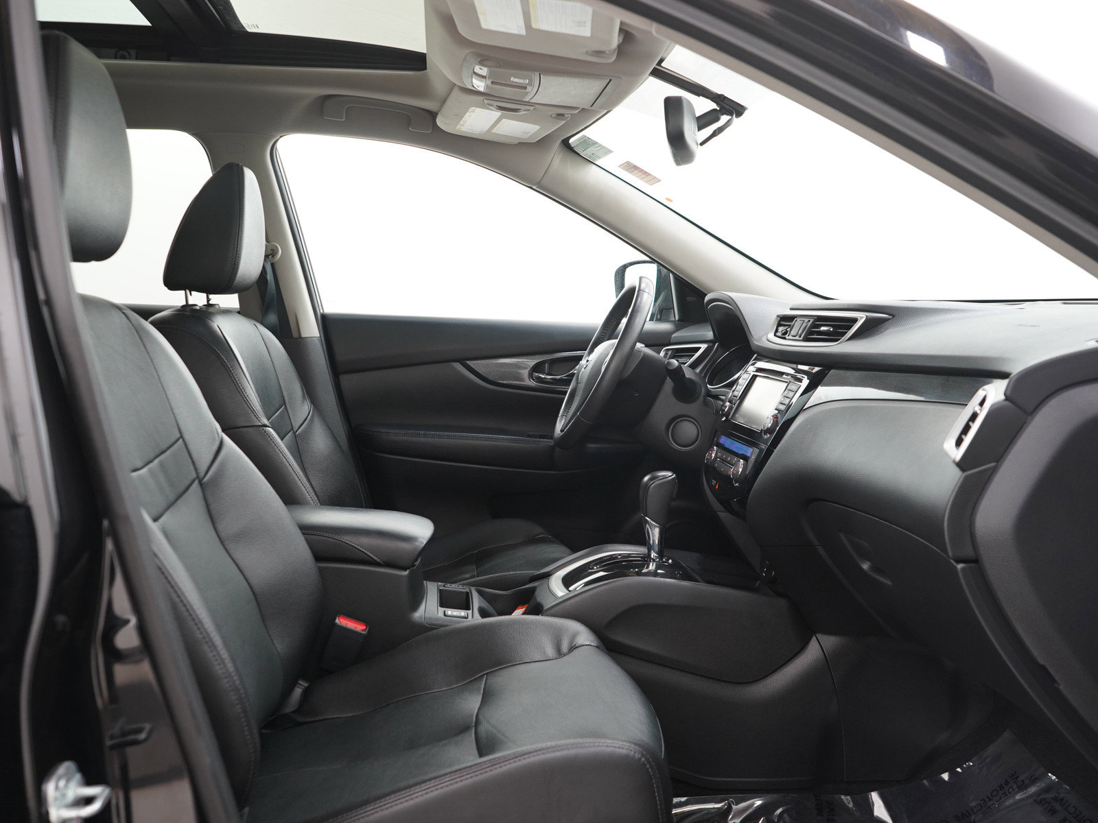 Used 2016 Nissan Rogue SL w/ SL Premium Package AWD/4WD image 13