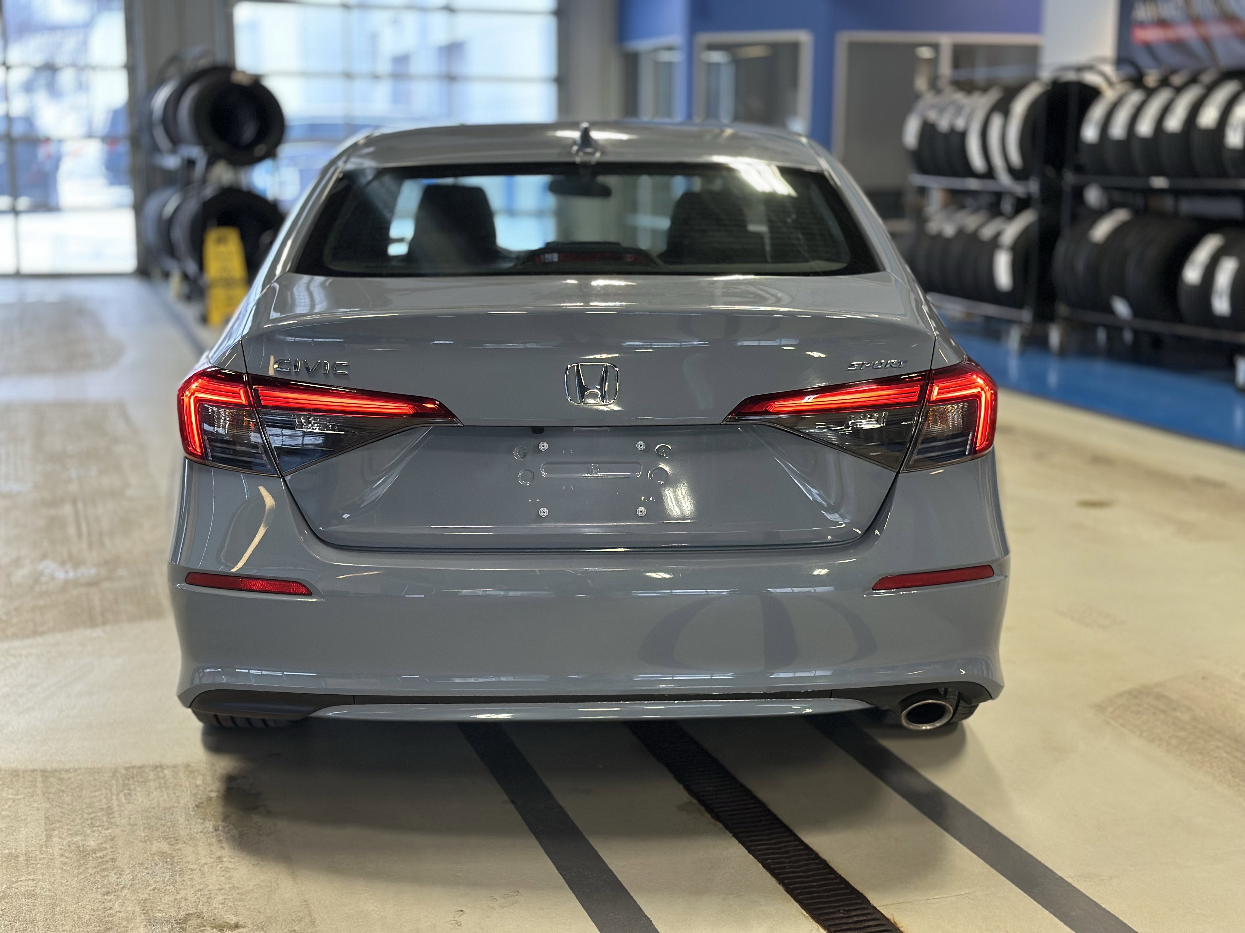 Used 2023 Honda Civic Sport image 5