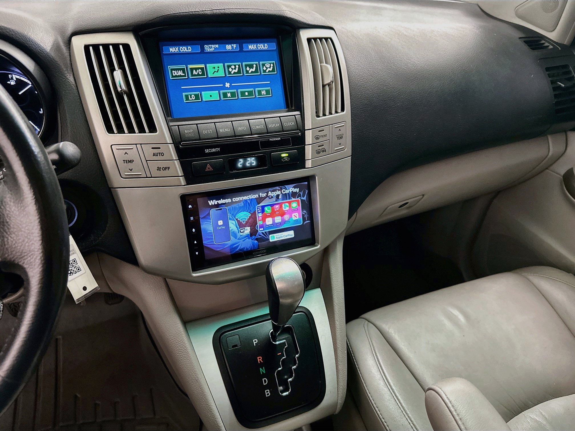Used 2006 Lexus RX 400h AWD image 26
