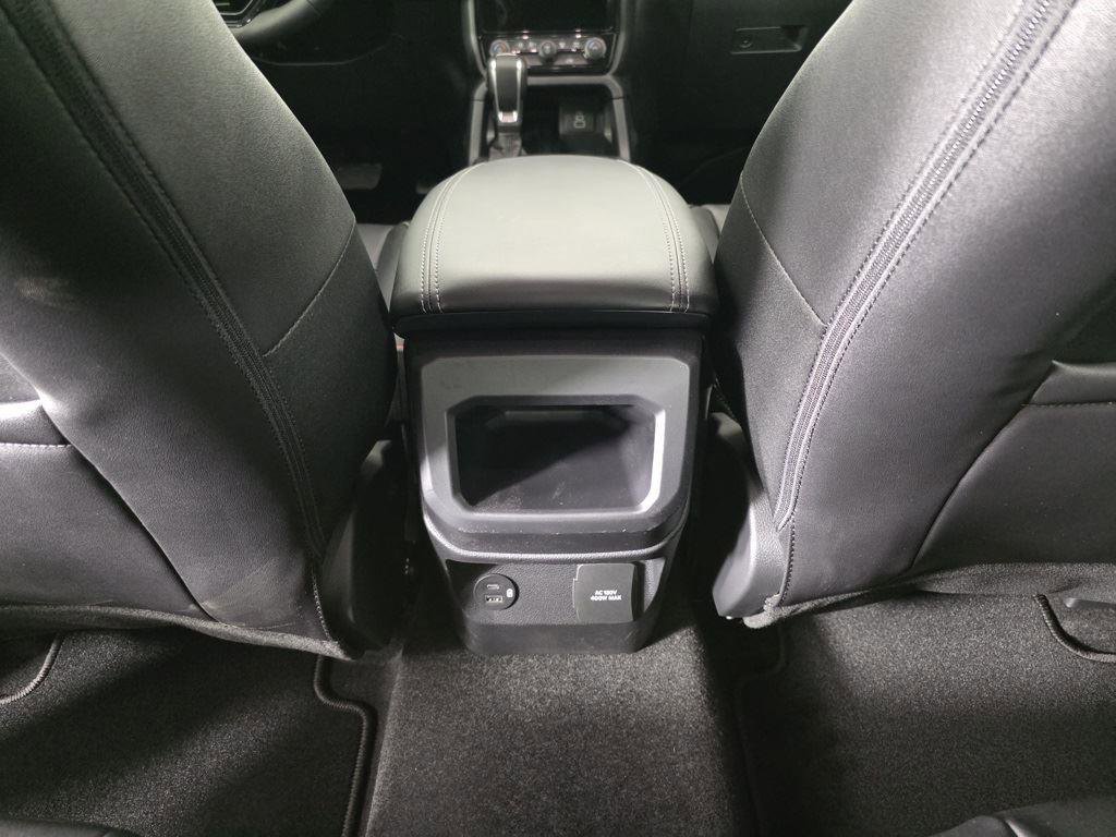 Used 2025 Ford Ranger Lariat w/ Chrome Accent Package image 18