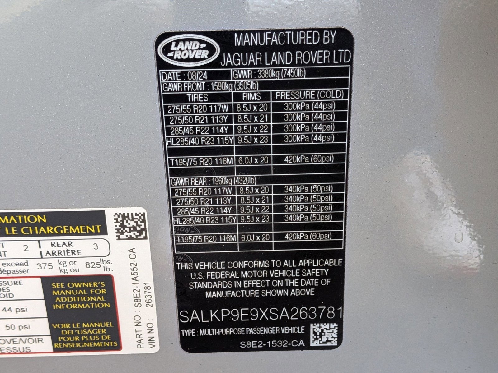 Used 2025 Land Rover Range Rover SE image 19