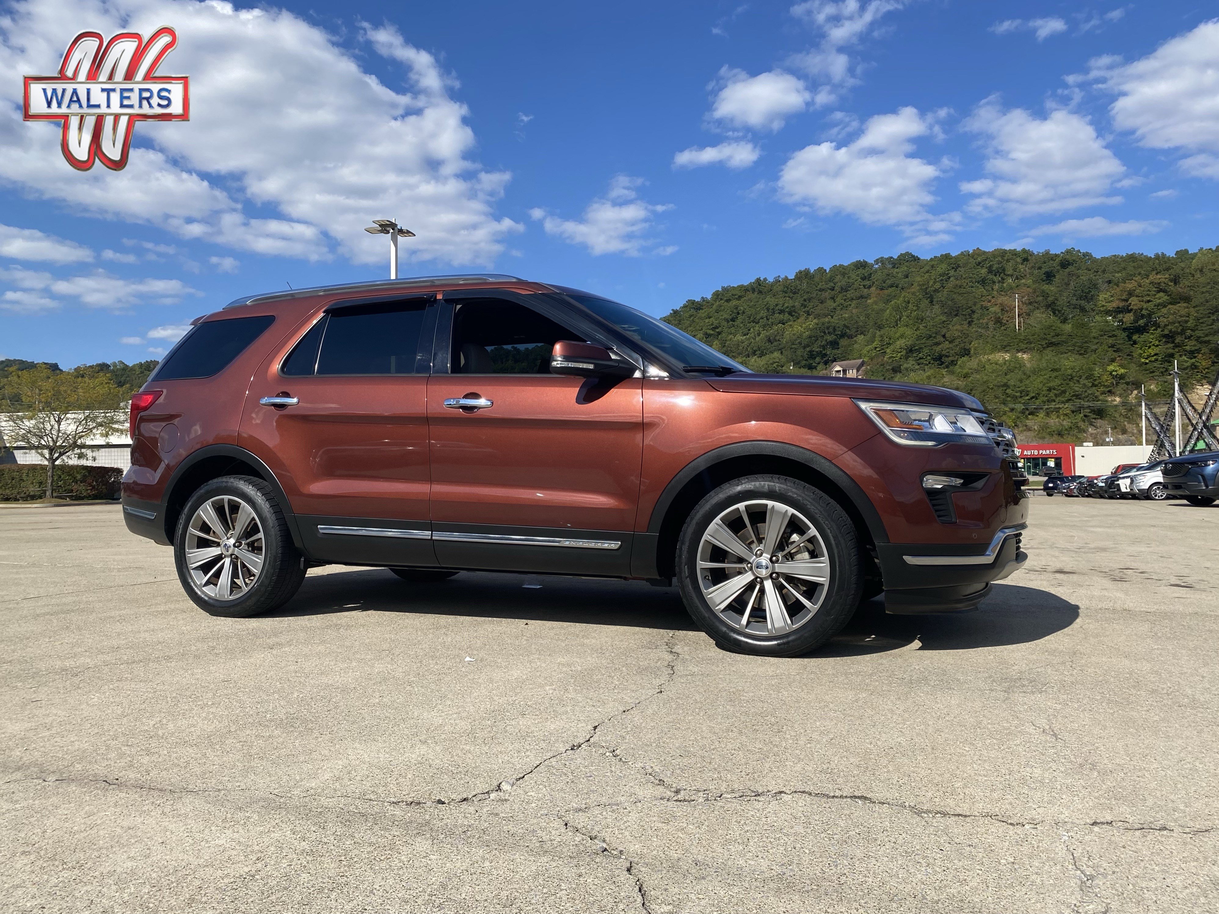 Used 2018 Ford Explorer Limited image 1