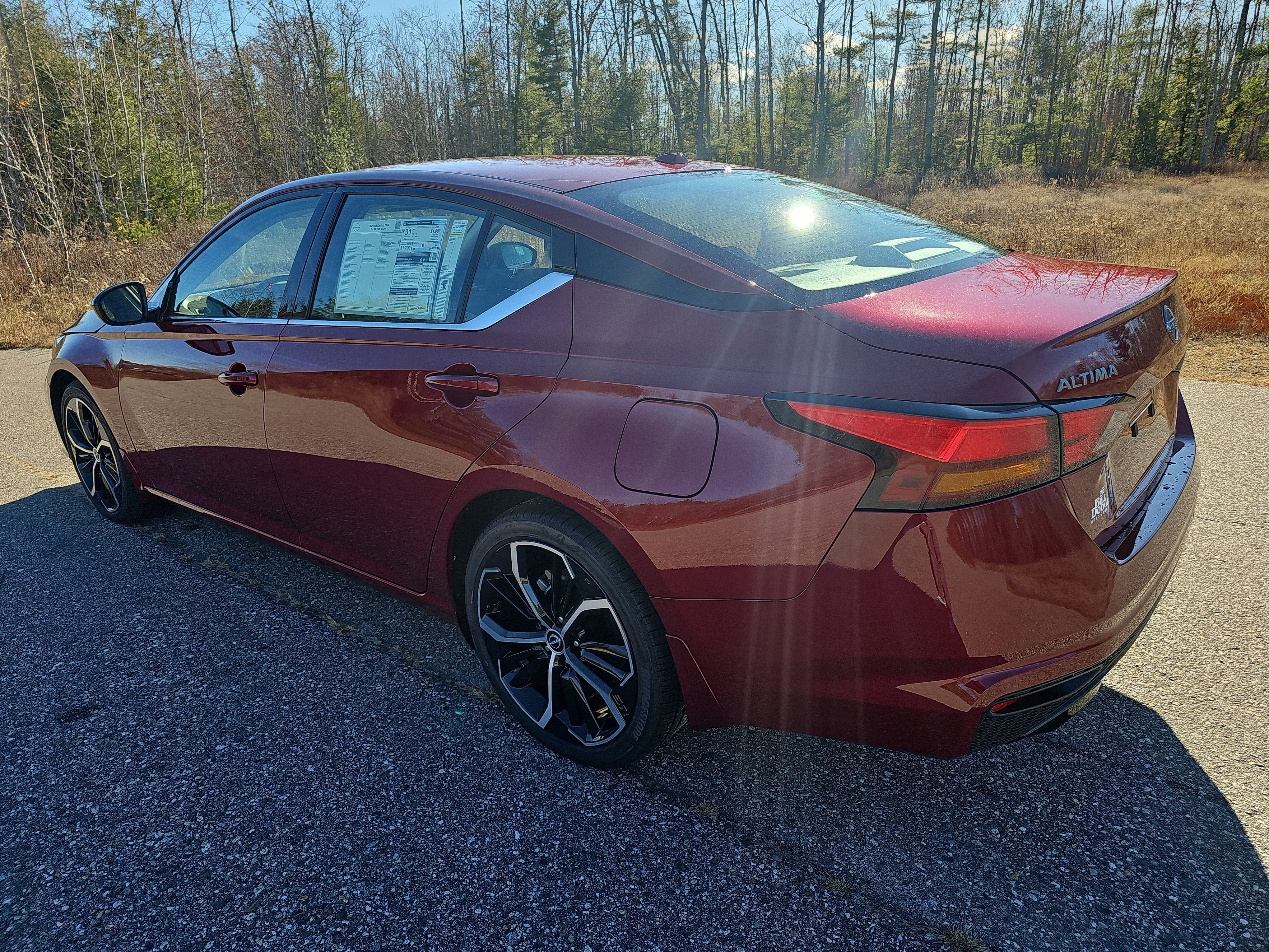 New 2025 Nissan Altima 2.5 SR w/ SR Premium Package image 5