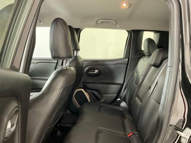 Used 2017 Jeep Renegade Limited AWD/4WD image 12
