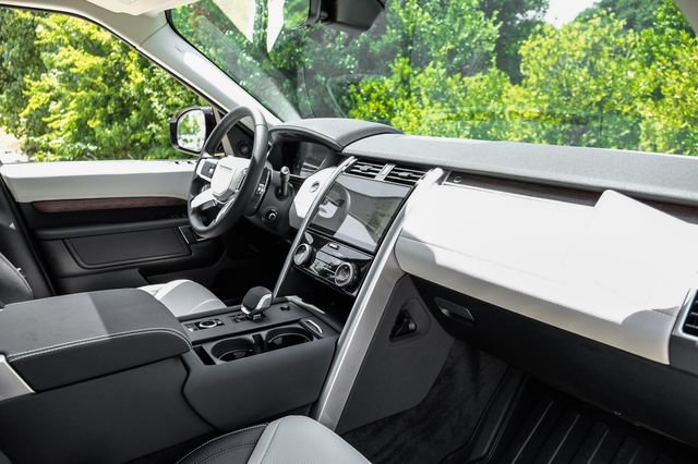 New 2026 Land Rover Discovery Dynamic SE AWD/4WD image 19