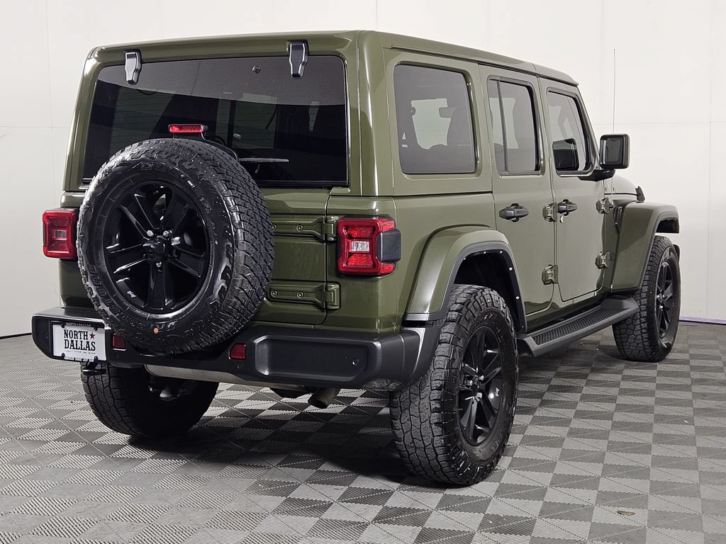 Used 2022 Jeep Wrangler Unlimited Sahara AWD/4WD image 5