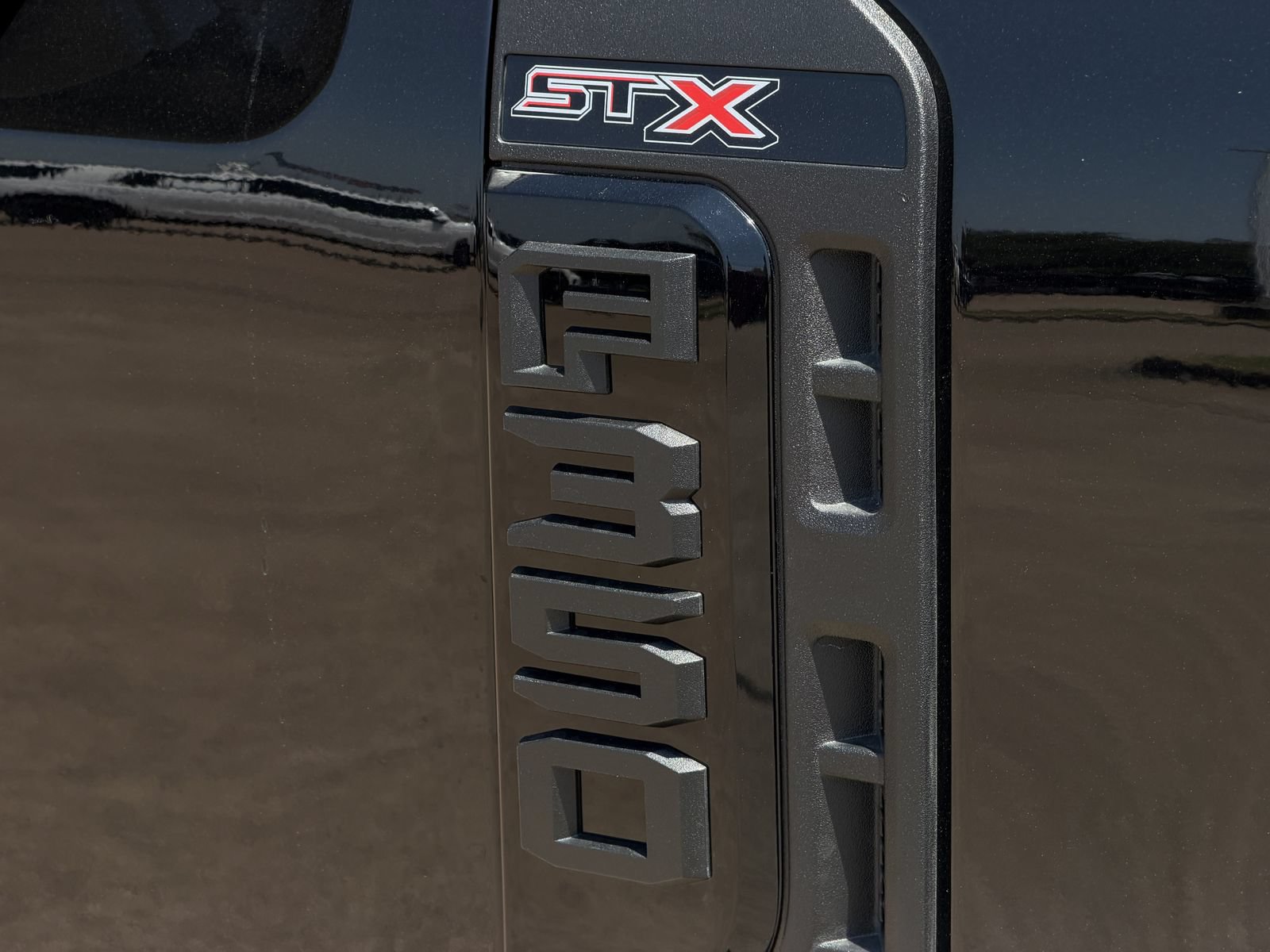 Used 2025 Ford F350 XL w/ STX Appearance Package AWD/4WD image 11