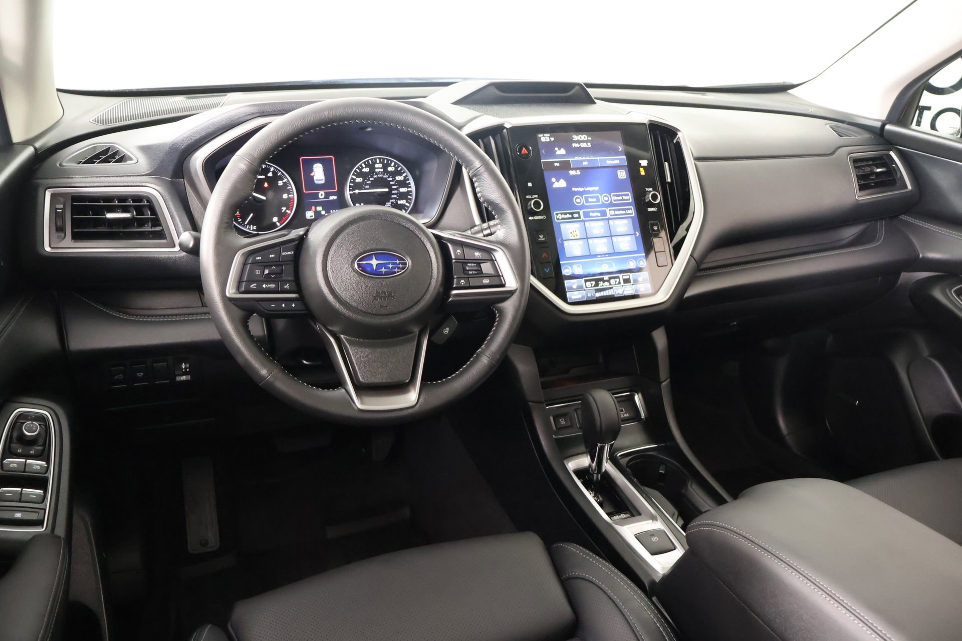 Used 2025 Subaru Ascent Limited image 2