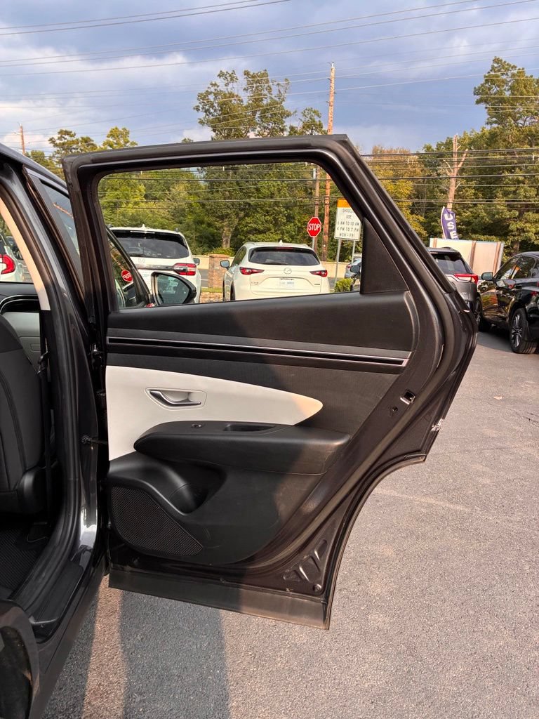 Used 2023 Hyundai Tucson SE AWD/4WD image 23