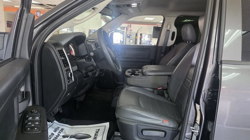 Used 2016 RAM 3500 Tradesman w/ Popular Equipment Group AWD/4WD image 9