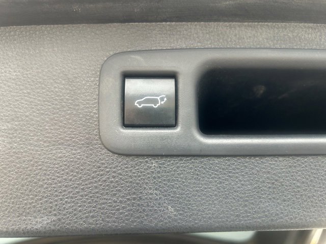 Used 2021 Toyota Highlander XSE image 7