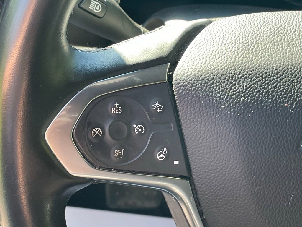 Used 2023 Chevrolet Traverse RS AWD/4WD image 37