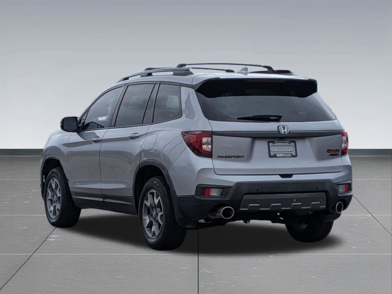 Certified 2022 Honda Passport TrailSport image 3